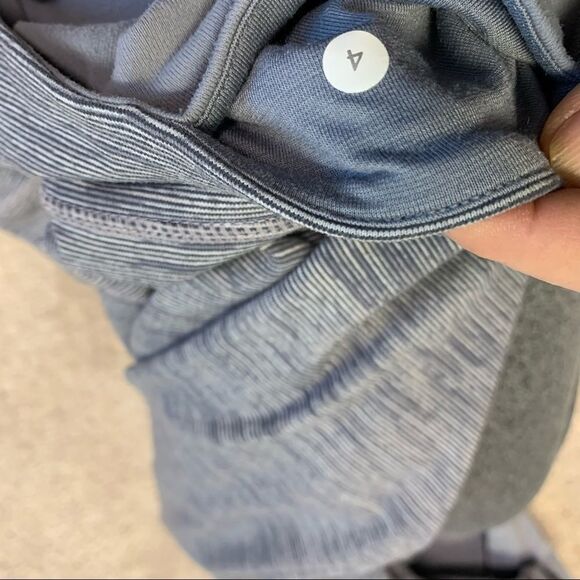 Lululemon heathered gray special edition Wunder under Long cuff leggings size 4 - Picture 8 of 13